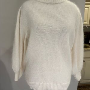 Anine Bing sweater 3/4 sleeve white cream angora small
